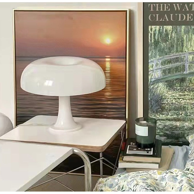 THE MUSHROOM LAMP