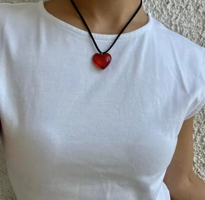 THE GLASS HEART PENDANT