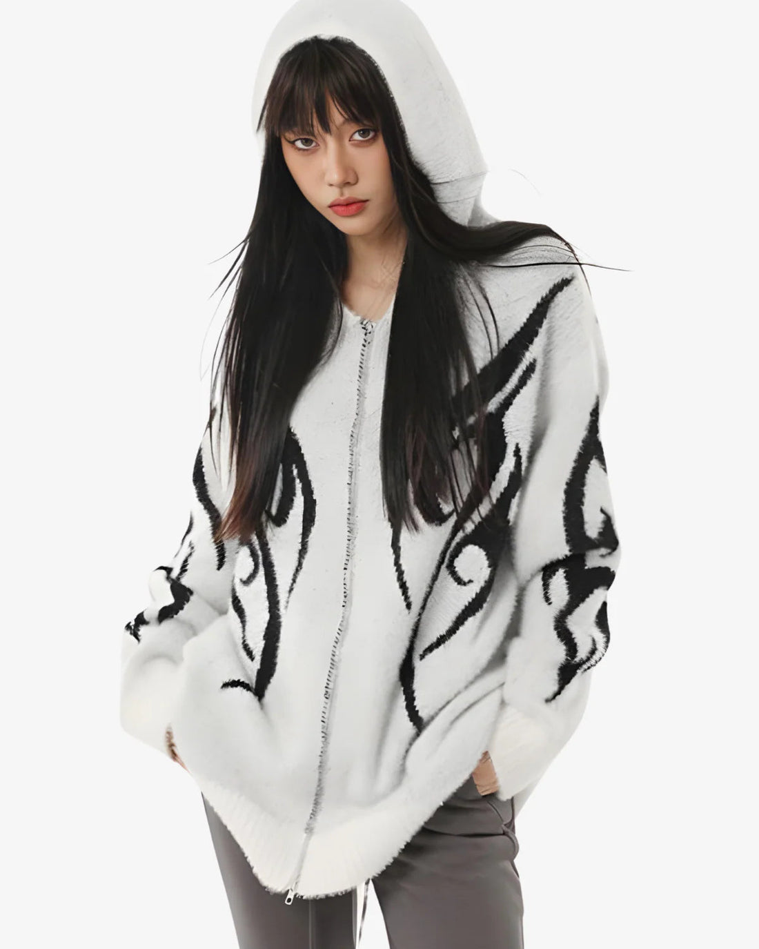 THE TRIBAL SWEATER ZIP UP