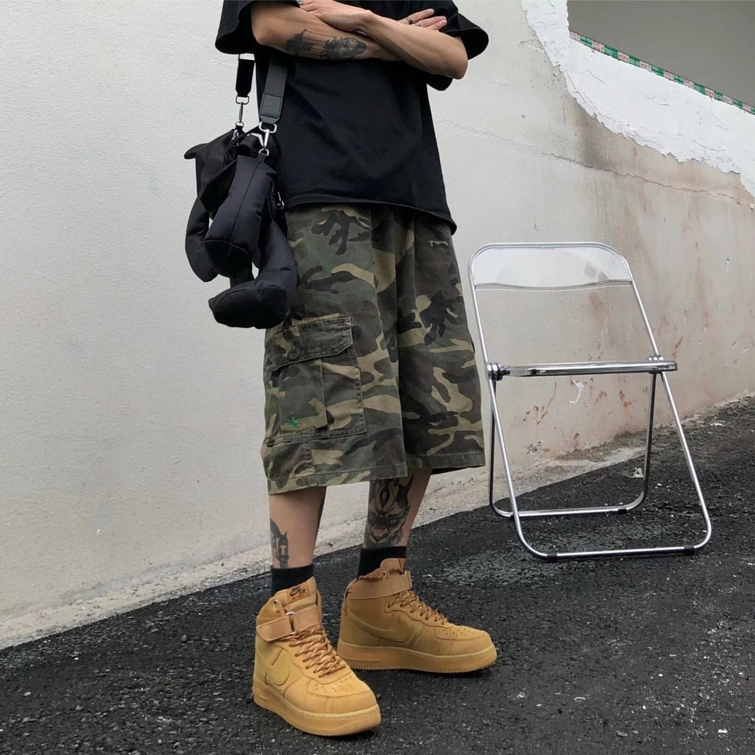 THE CAMO CARGO SHORTS