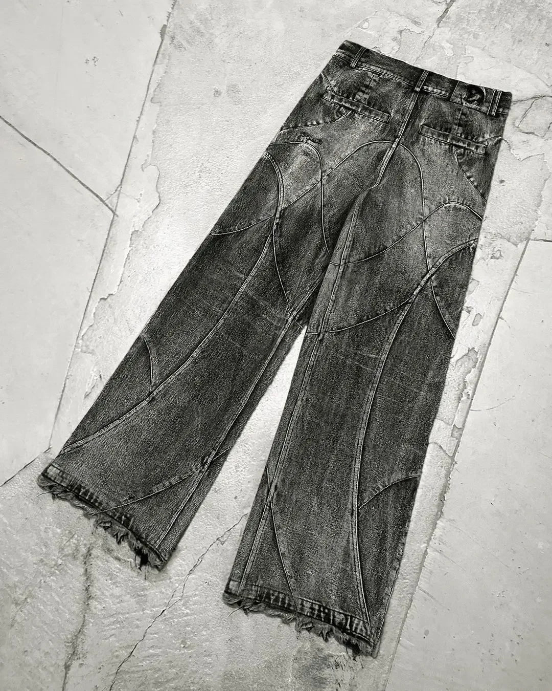 THE DESTROYED DENIM